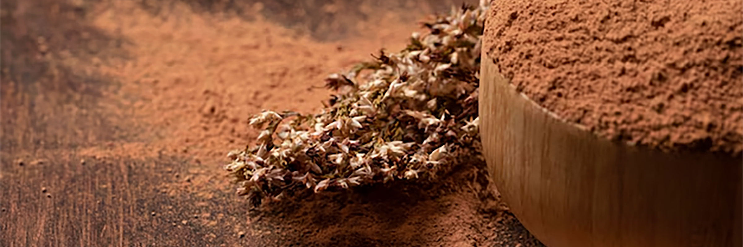 powder in pot and spread on to tabletop