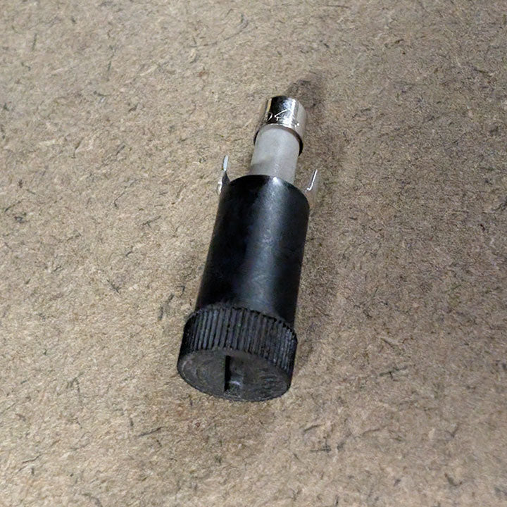 Potterycrafts 13.5A Anti Surge Fuse & Holder For CERA Controller