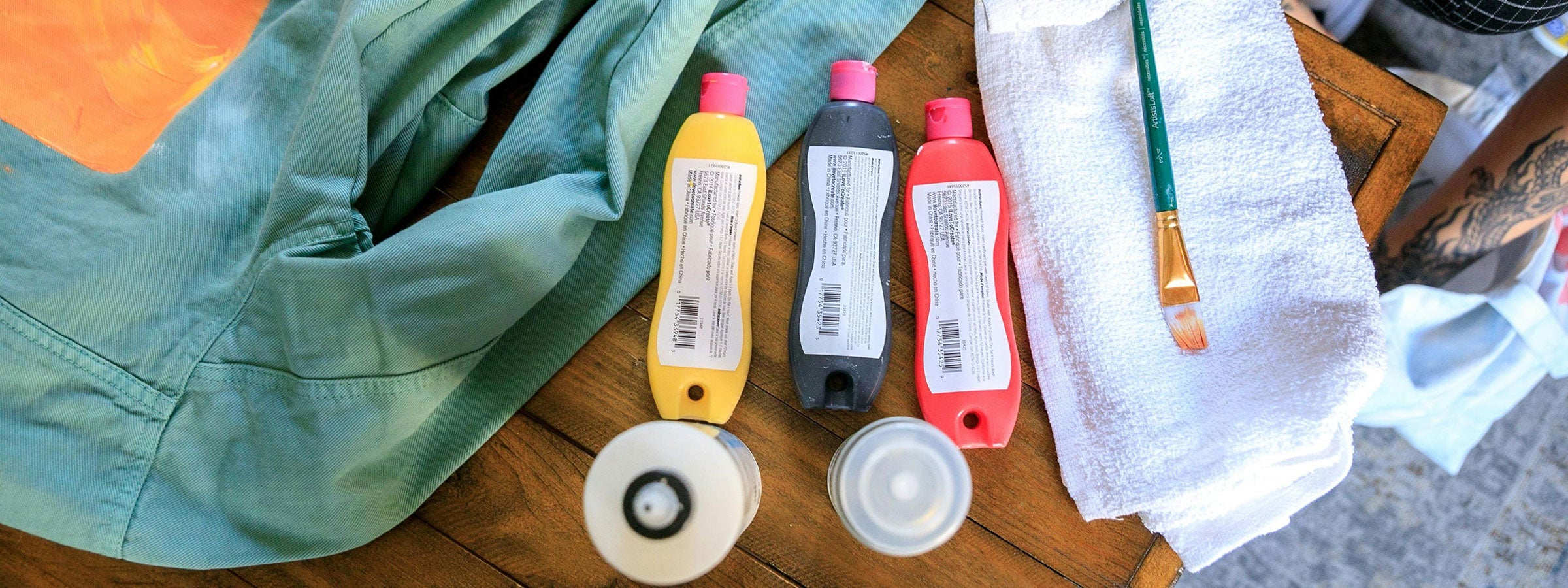 Sale Acrylic Paints