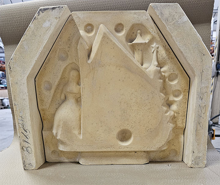 Potterycrafts Christmas Carollers Plaster Master Mould