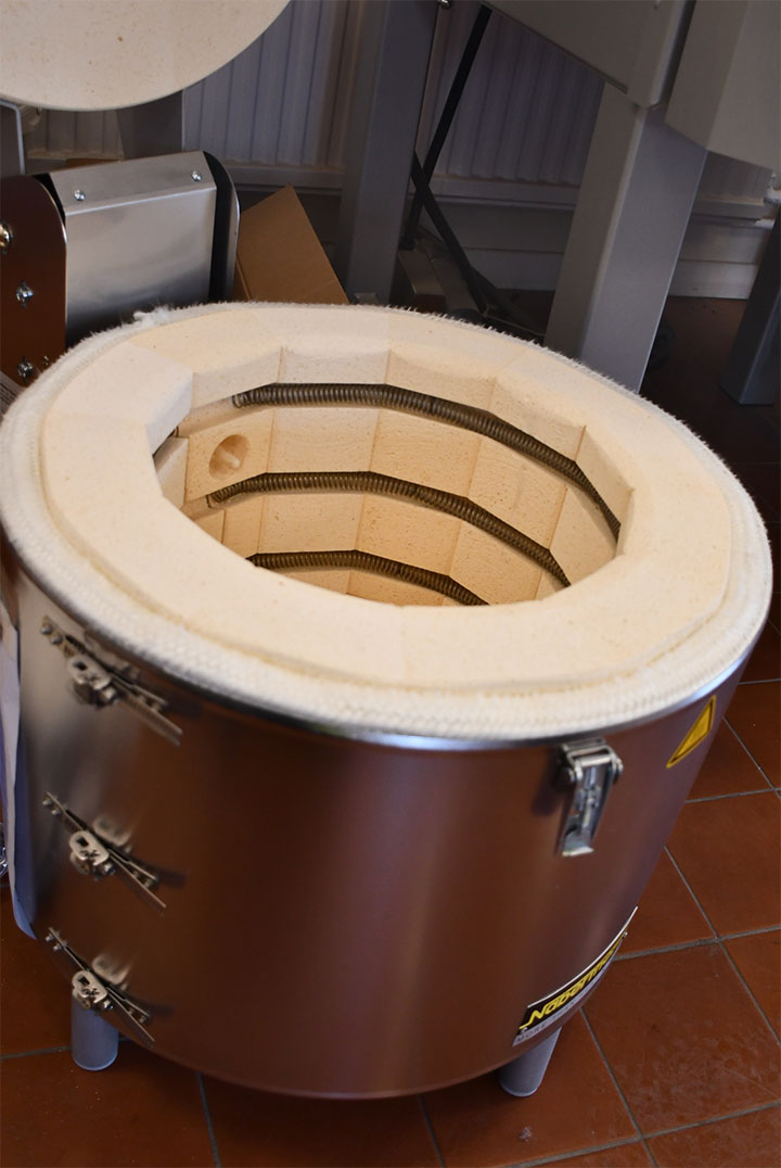 Nabertherm Top 16/R Toploading Pottery Kiln Ex-Display